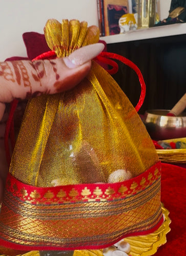 Lakshmi-Kuber Saubhagya Potli🌹💫